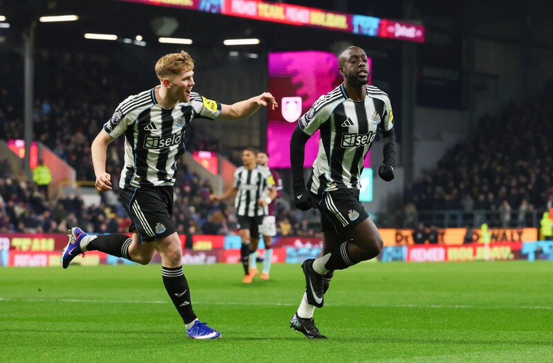 Coventry vs Newcastle - Chích Chòe bùng nổ