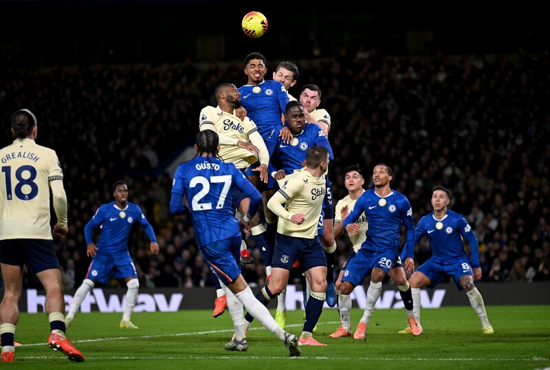 Everton vs Chelsea - David Moyes làm khó Xabi Alonso